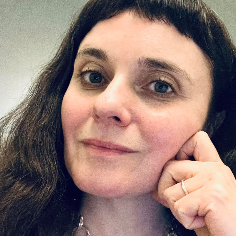 L'immagine generica della donna: dalle banche immagini all'intelligenza artificiale. Incontro con Giorgia Aiello